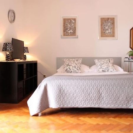 Maia'S Beach Studio Znjan Split Bagian luar foto