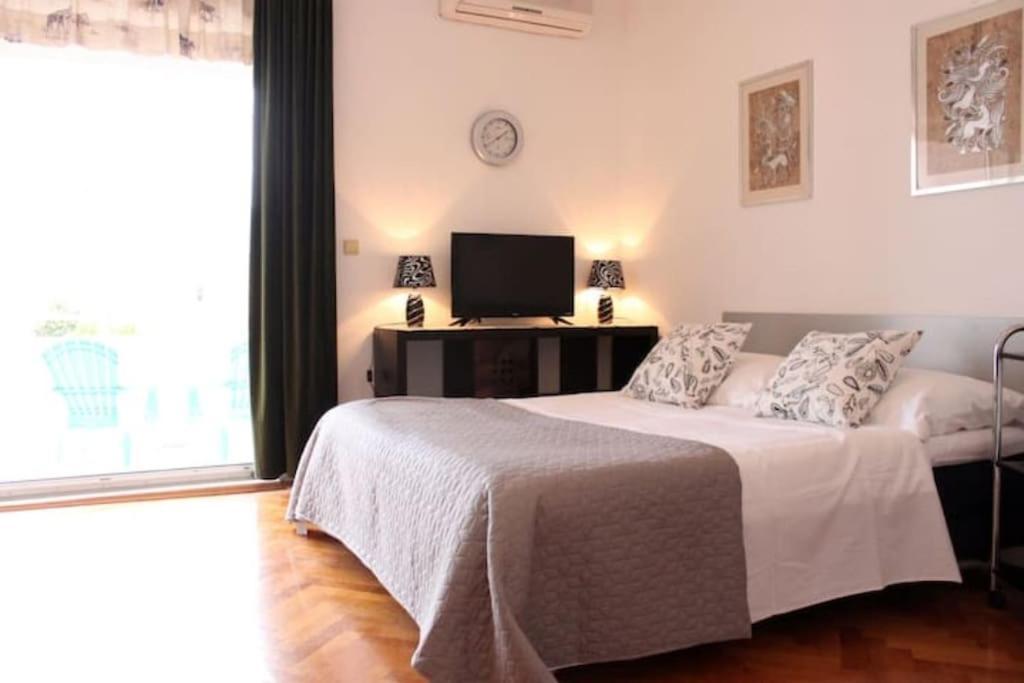 Maia'S Beach Studio Znjan Split Bagian luar foto